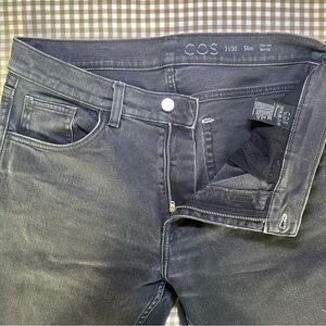 COS Slim Fit Jeans - Size 31/30 in Charcoal